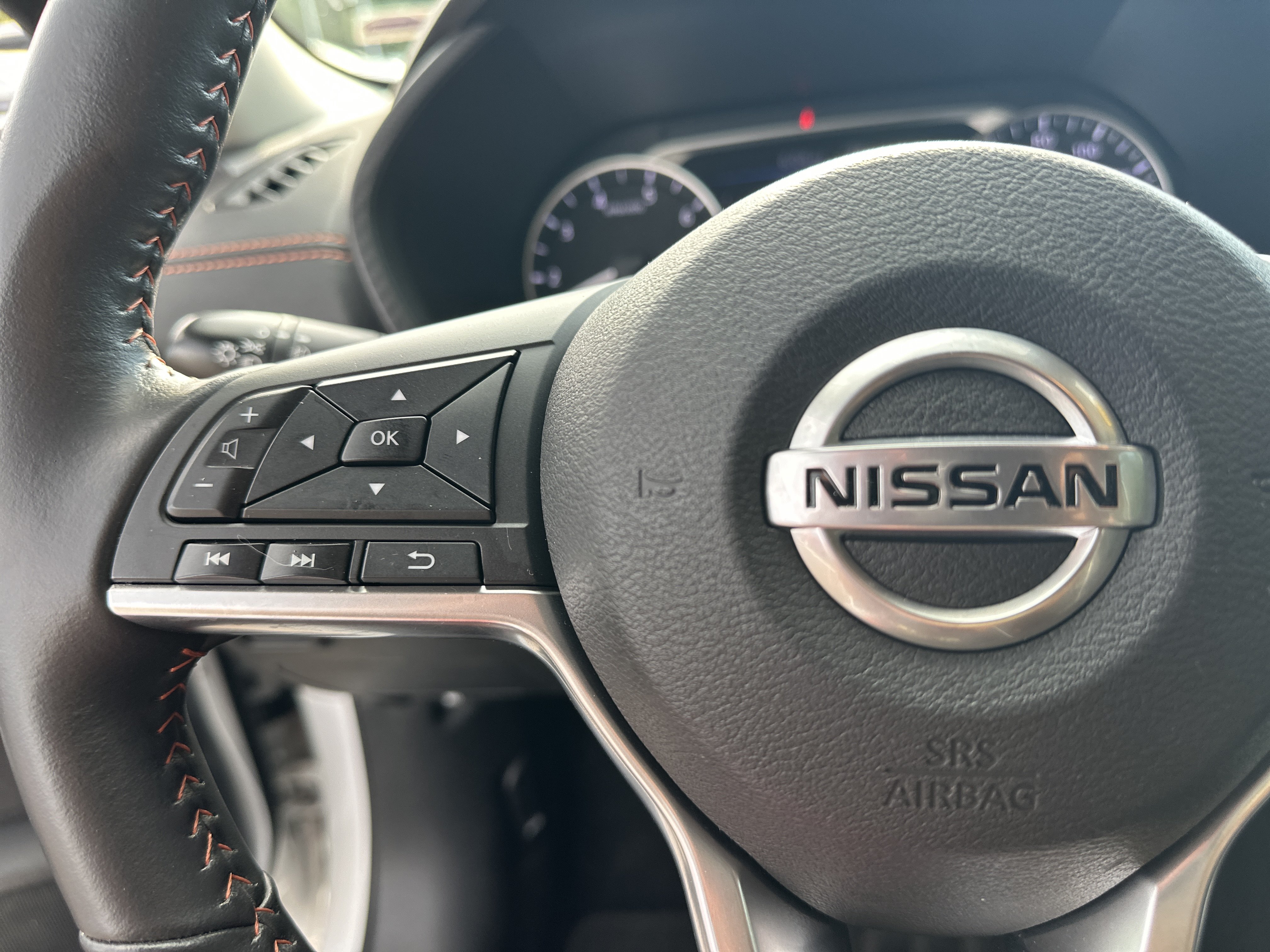 Used 2023 Nissan Sentra SR FWD image 25