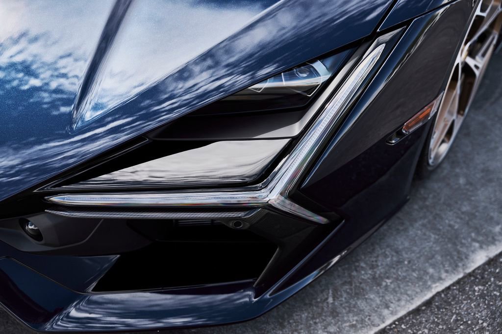 Used 2025 Lamborghini Revuelto AWD/4WD image 10