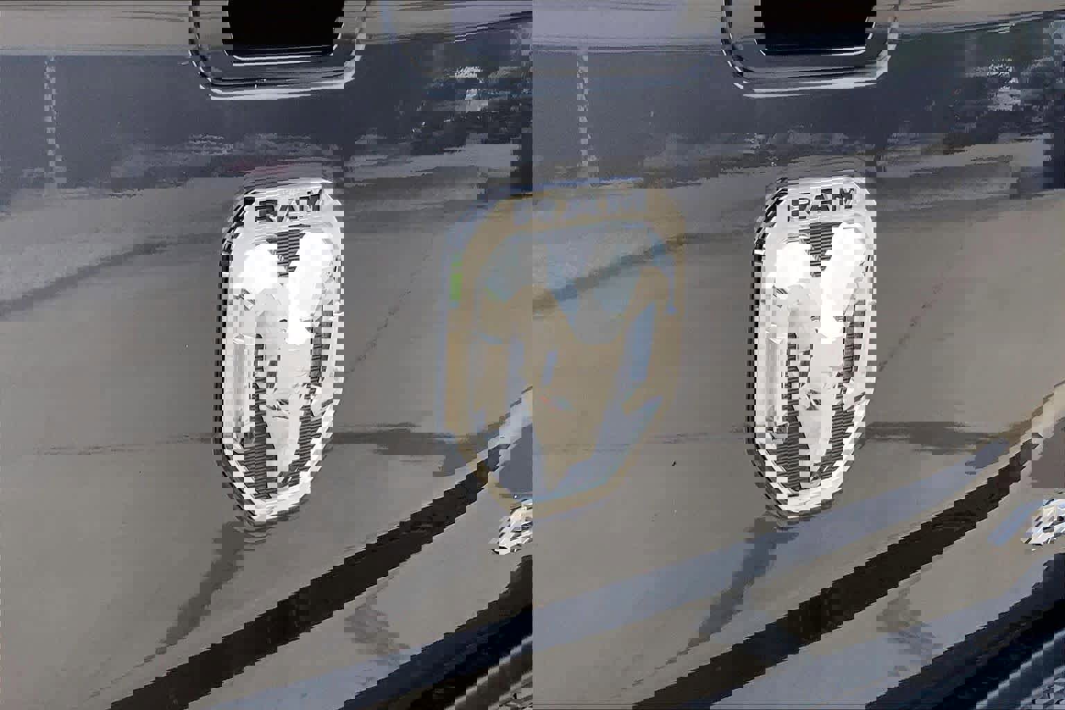 Used 2024 RAM 2500 Laramie AWD/4WD image 31