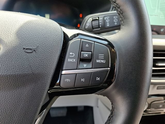 Certified 2025 Ford Escape Platinum AWD/4WD image 22