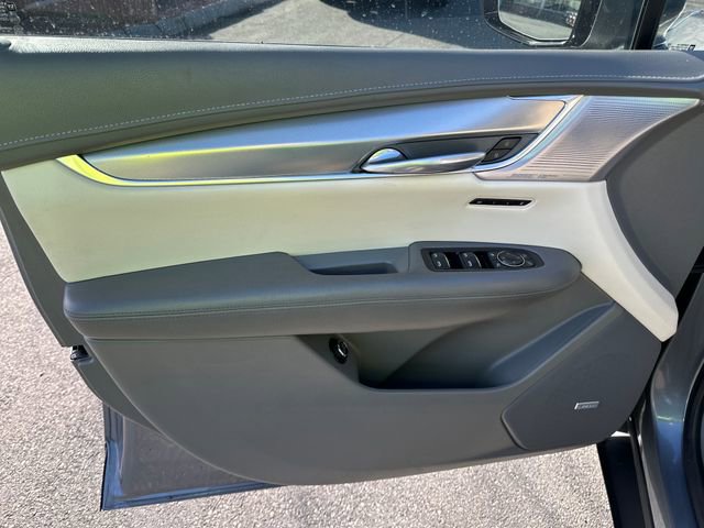 Used 2022 Cadillac XT5 Premium Luxury w/ Technology Package image 10