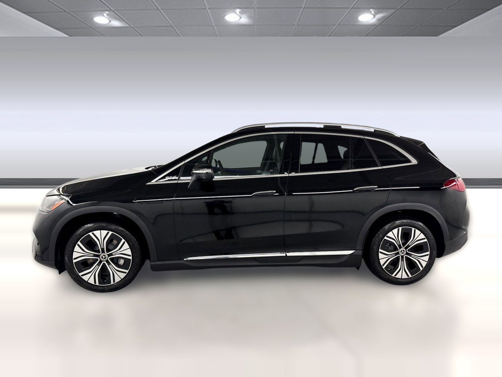 New 2026 Mercedes-Benz EQE 320+ SUV image 2
