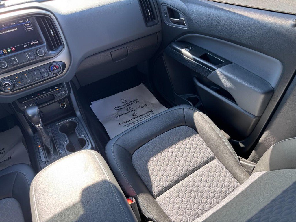 Used 2022 Chevrolet Colorado Z71 w/ Trail Boss Package AWD/4WD image 15