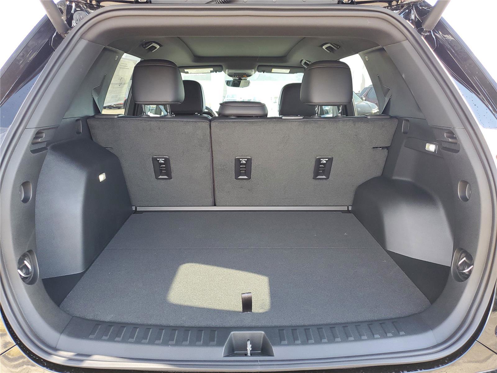 New 2026 GMC Terrain AT4 image 8