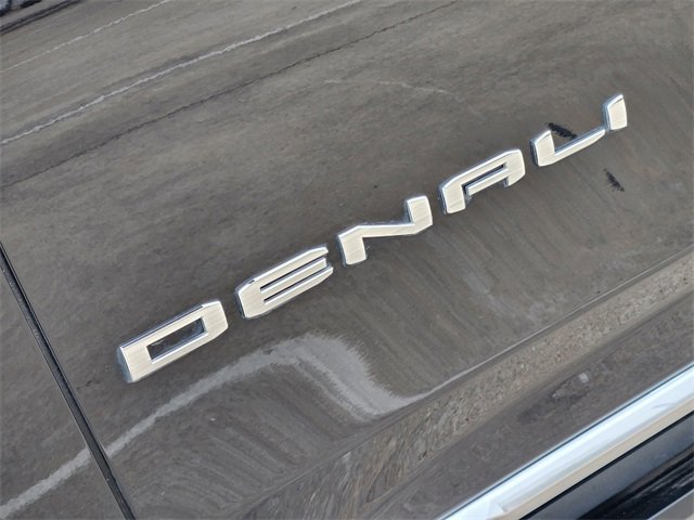 Used 2023 GMC Yukon Denali w/ LPO, Floor Liner Package image 12