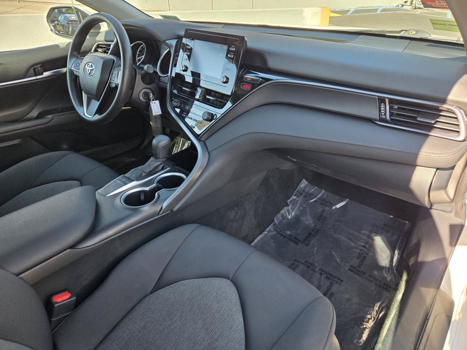 Used 2024 Toyota Camry LE FWD image 27