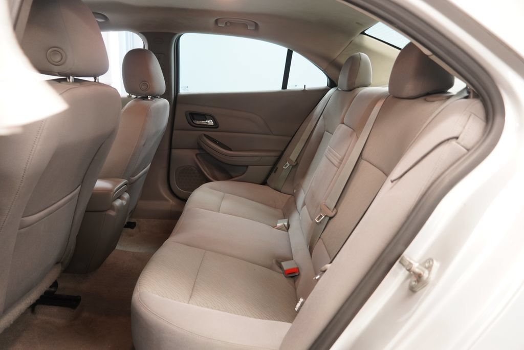 Used 2013 Chevrolet Malibu LS FWD image 24
