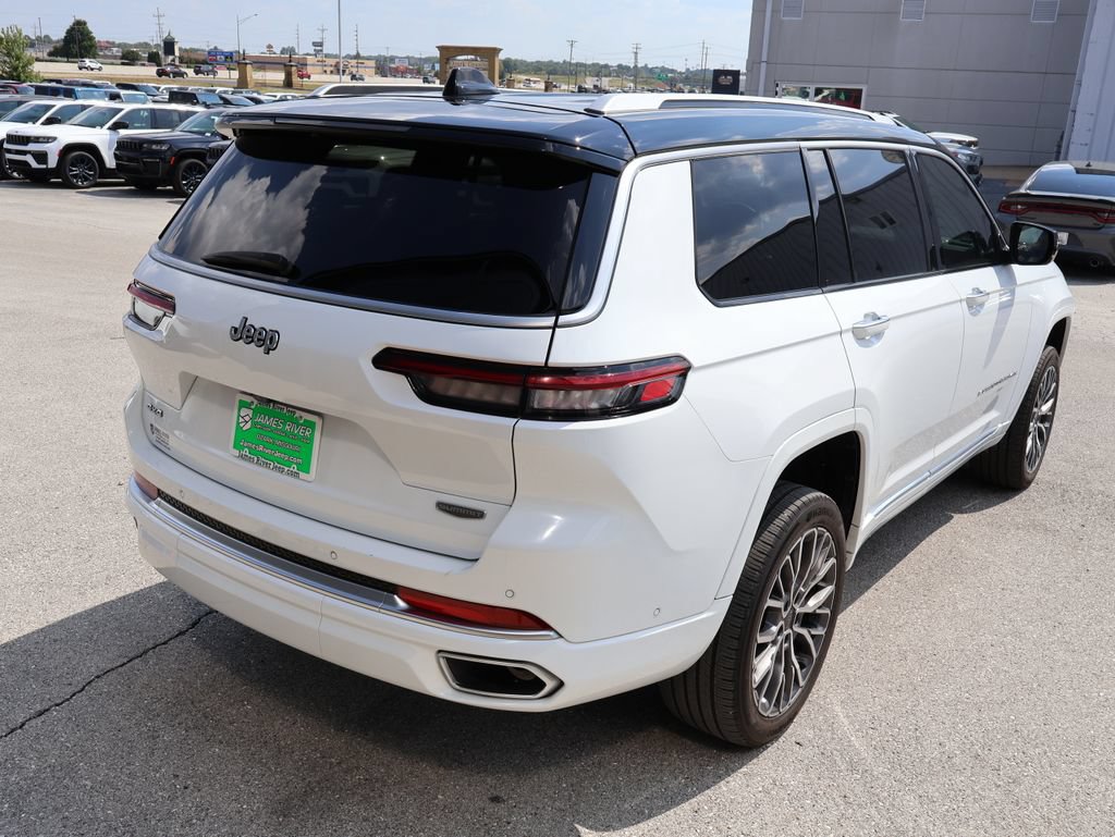 Used 2024 Jeep Grand Cherokee L Summit AWD/4WD image 5