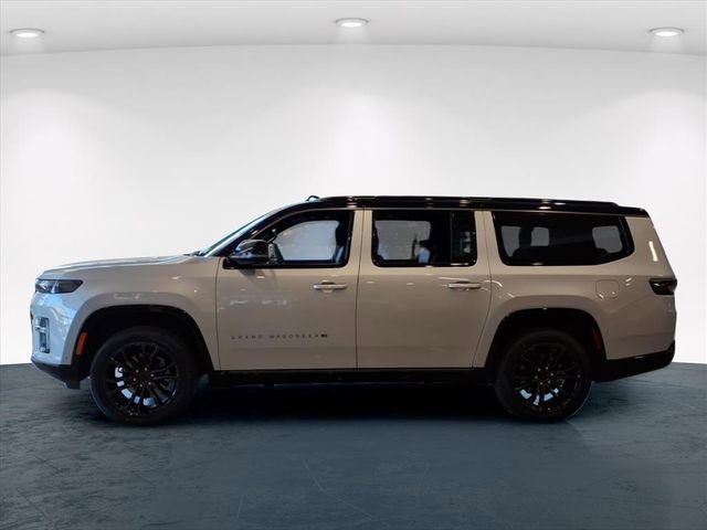 New 2026 Jeep Grand Wagoneer L Summit w/ Premium Group III image 4