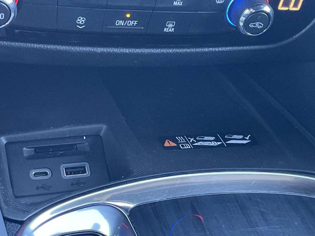 Used 2022 Buick Enclave Essence w/ Experience Buick Package image 26