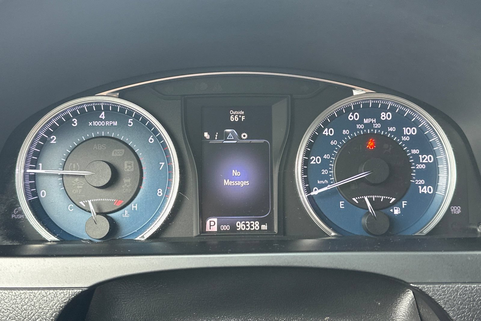 Used 2016 Toyota Camry LE FWD image 21