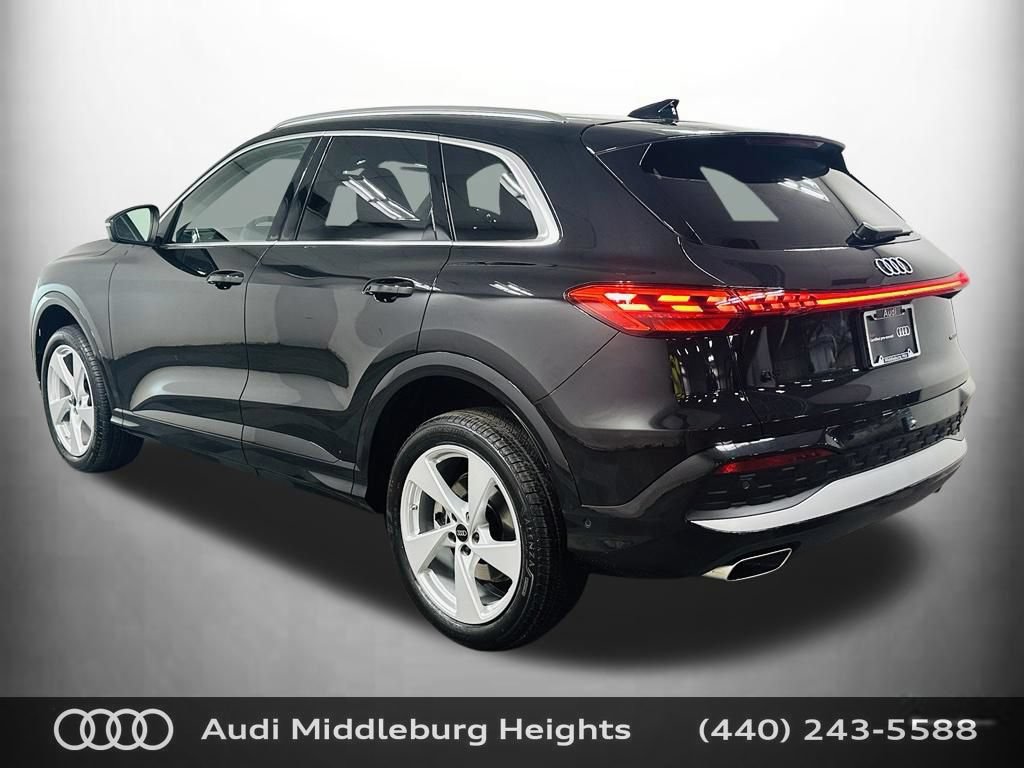 Certified 2025 Audi Q5 Premium Plus w/ Premium Plus AWD/4WD image 6