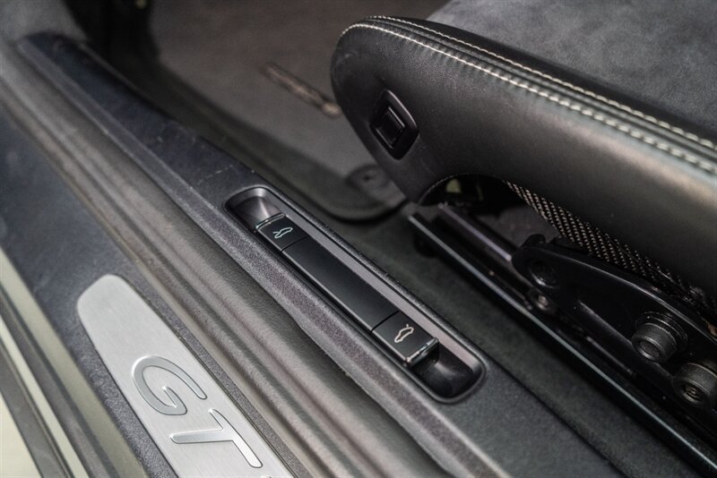 Used 2018 Porsche 911 GT3 RWD image 87