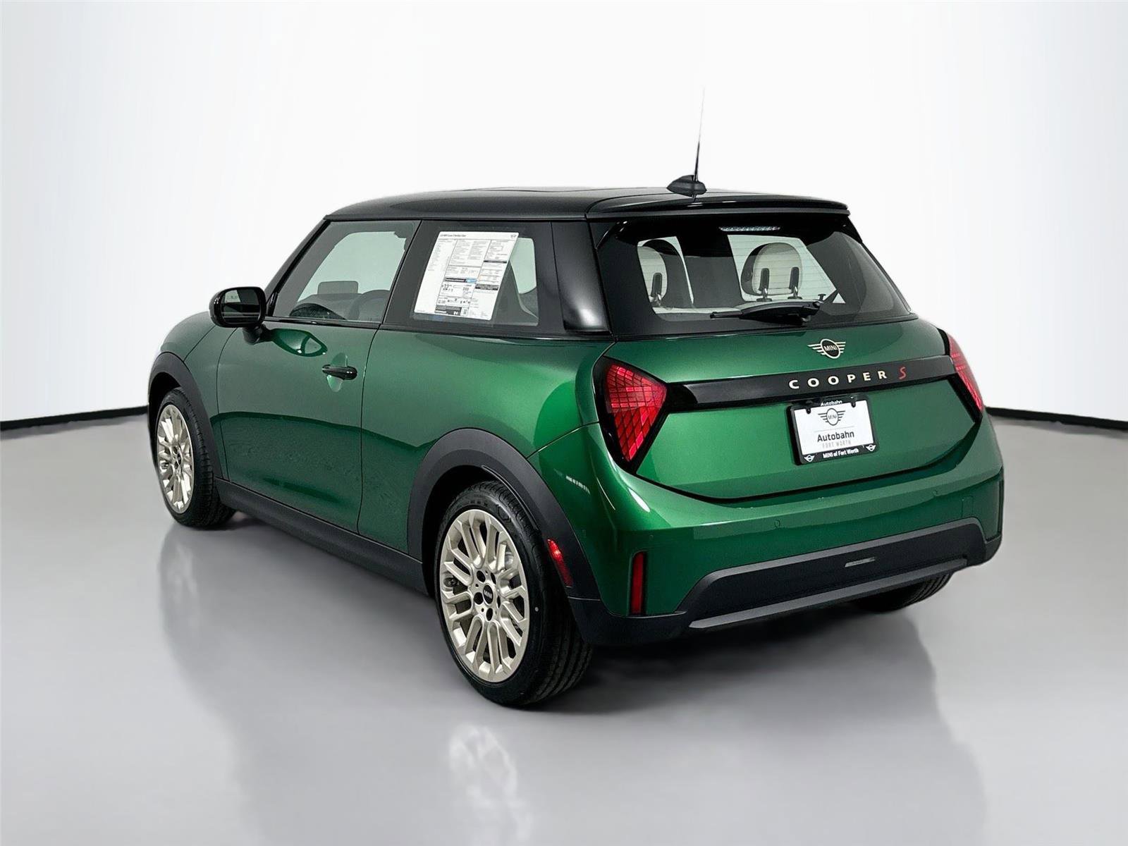 Used 2025 MINI Cooper S FWD image 7