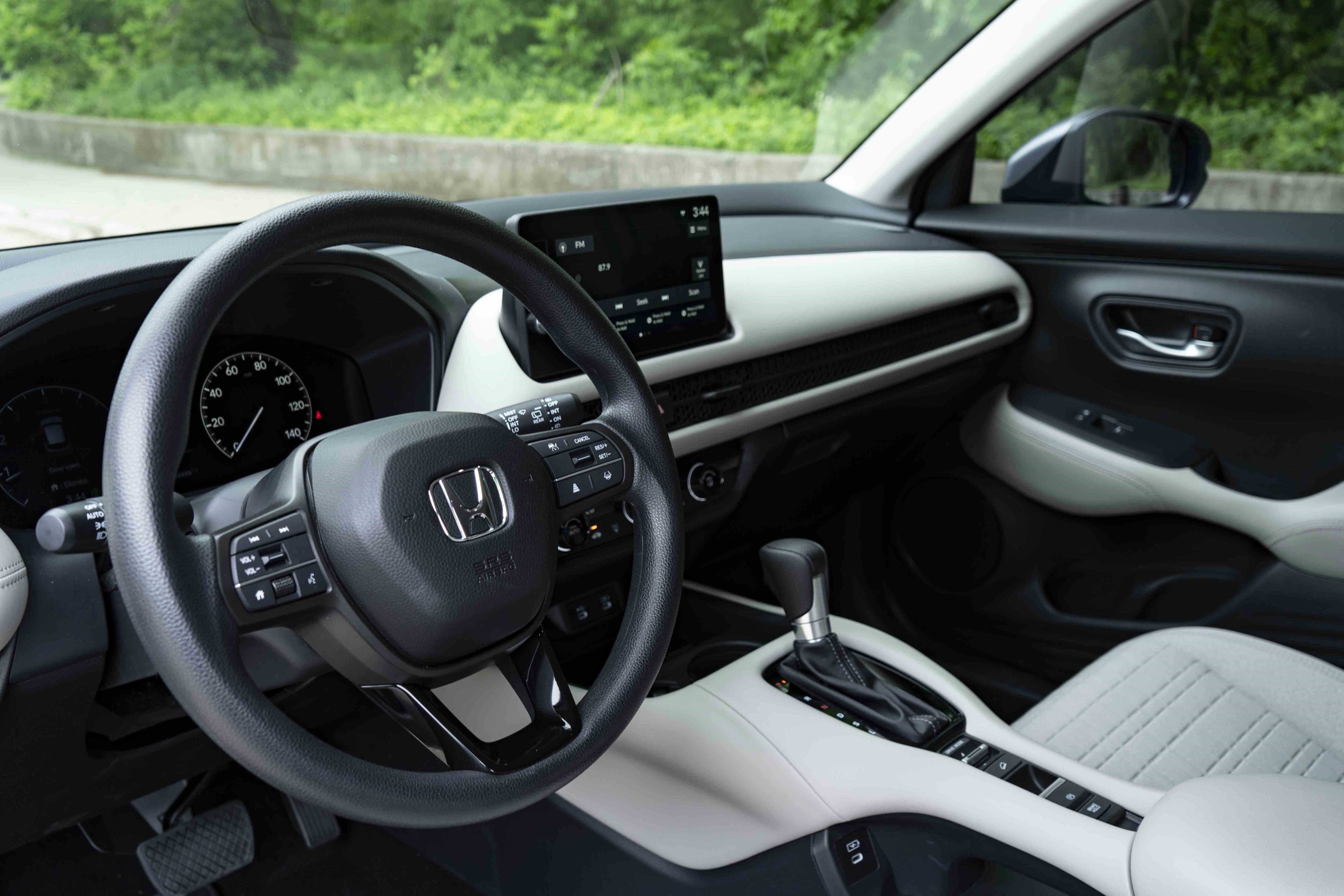 Used 2026 Honda HR-V LX image 16