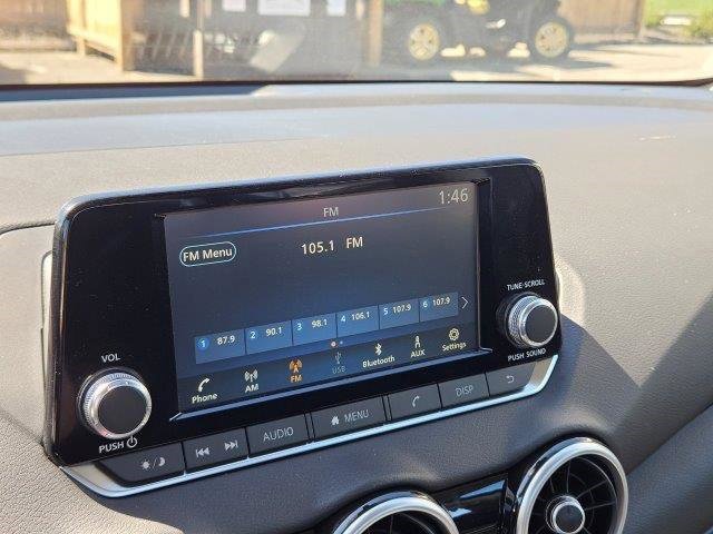 Used 2025 Nissan Sentra S image 17