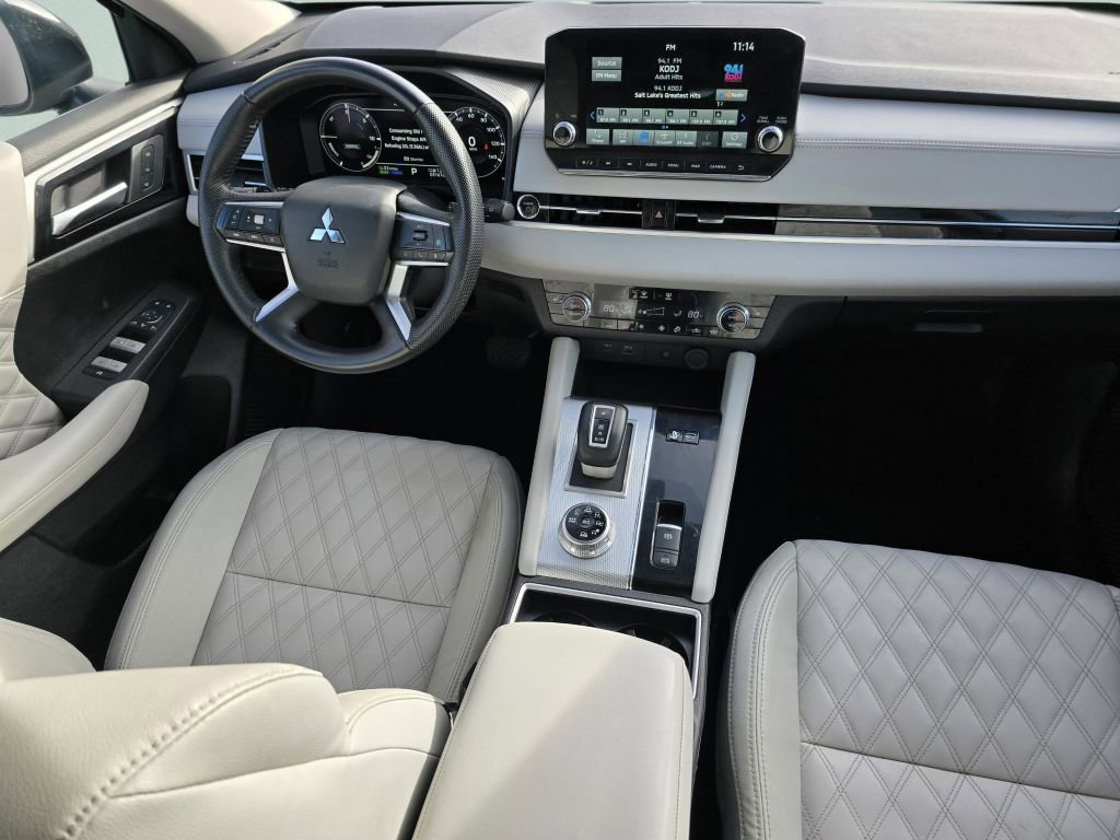 Used 2023 Mitsubishi Outlander SEL image 34