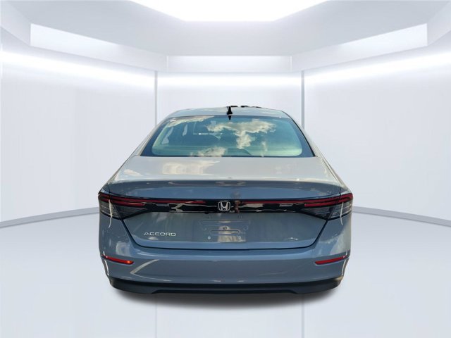 Certified 2025 Honda Accord SE image 17