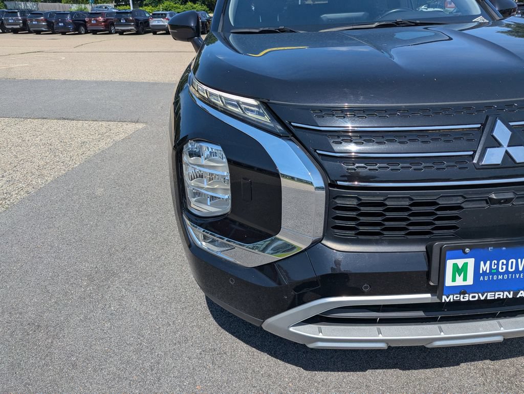 Used 2024 Mitsubishi Outlander SE AWD/4WD image 10