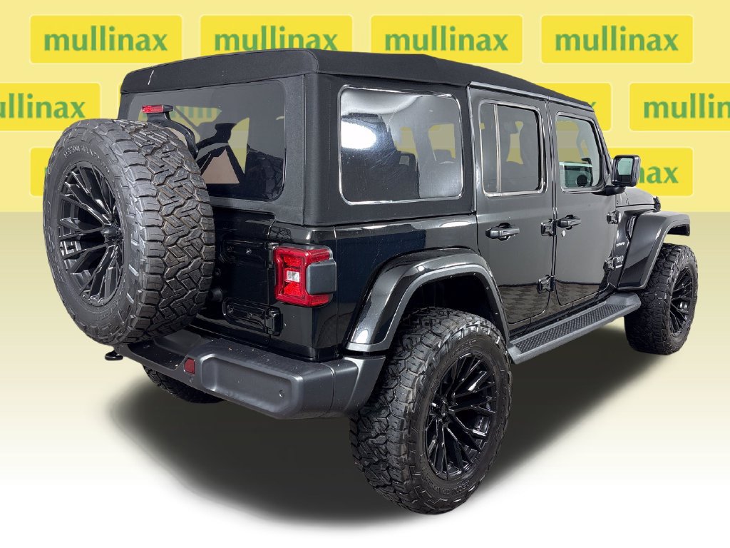 Used 2024 Jeep Wrangler Unlimited Sahara w/ Technology Group AWD/4WD image 4