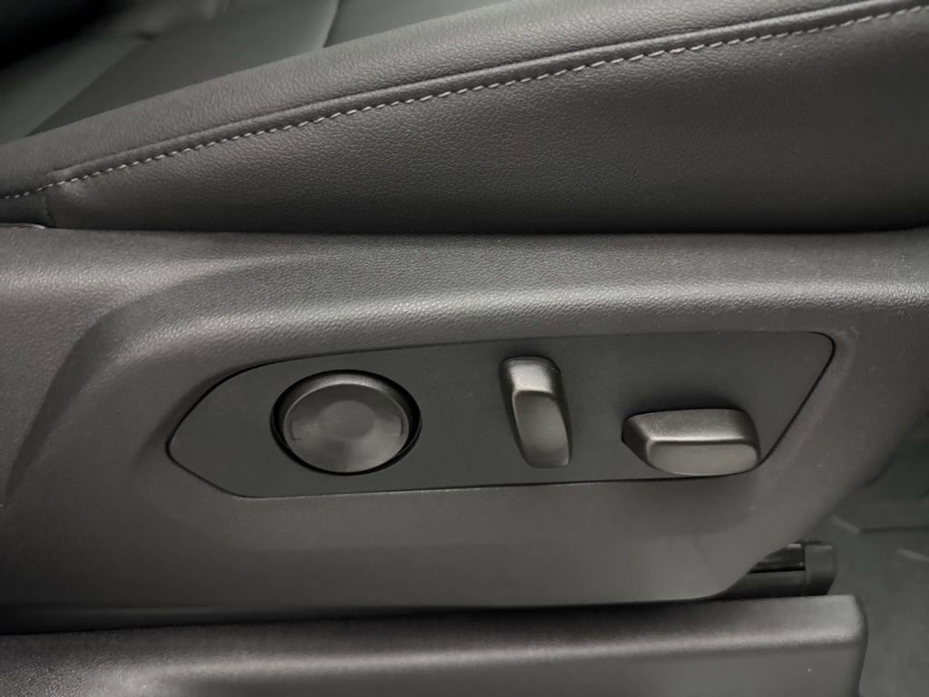 New 2026 GMC Sierra 1500 SLT w/ SLT Premium Plus Package image 68