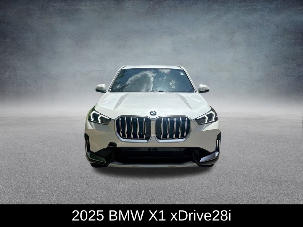 Used 2025 BMW X1 xDrive28i image 3