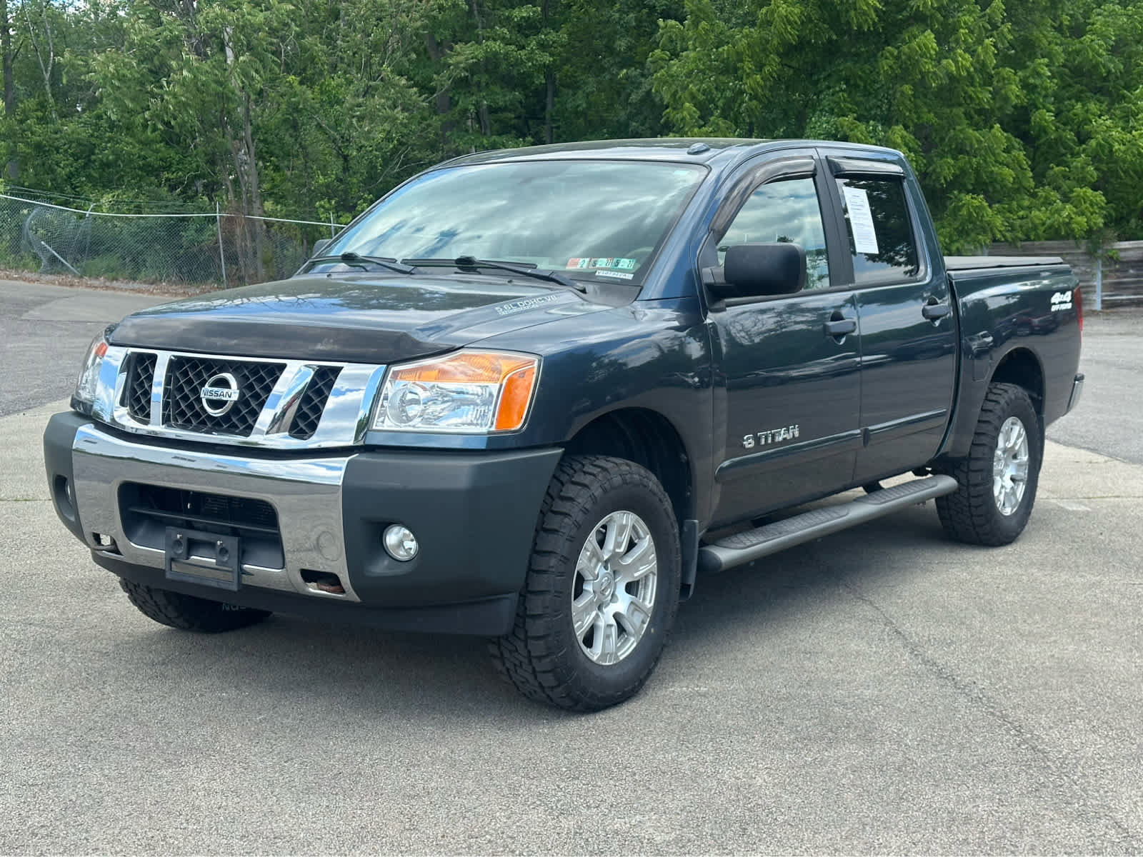 Used 2014 Nissan Titan SV w/ SV Value Truck Package AWD/4WD image 1