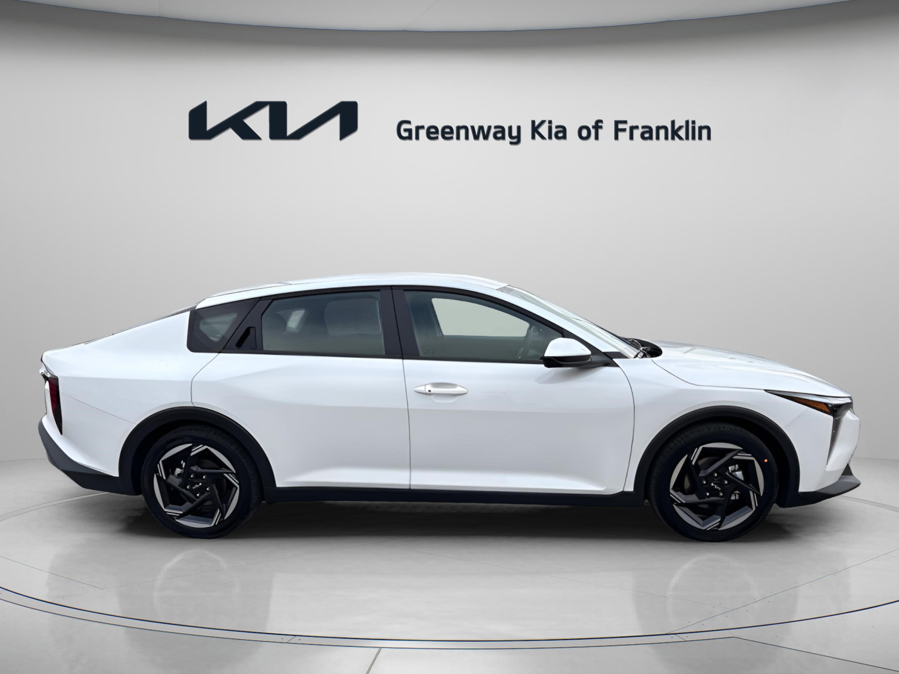 New 2025 Kia K4 EX FWD image 8