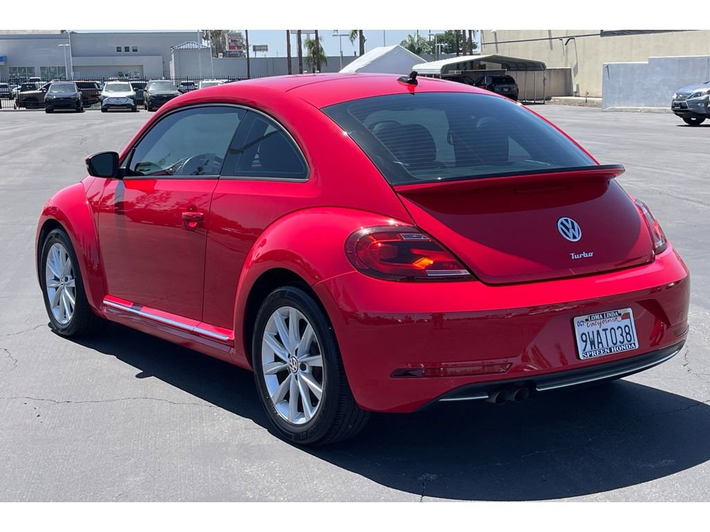 Used 2017 Volkswagen Beetle 1.8T SE FWD image 3