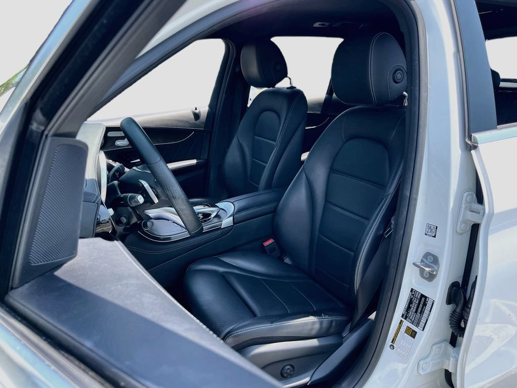 Used 2019 Mercedes-Benz GLC 300 4MATIC image 20