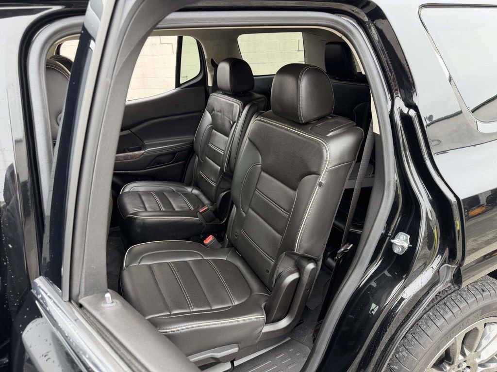 Used 2023 GMC Acadia Denali w/ Black Diamond Edition image 29