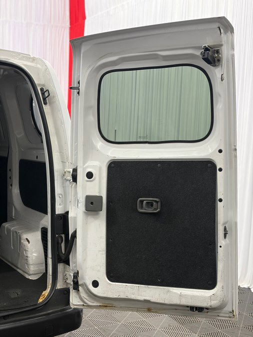 Used 2019 Nissan NV200 S FWD image 18