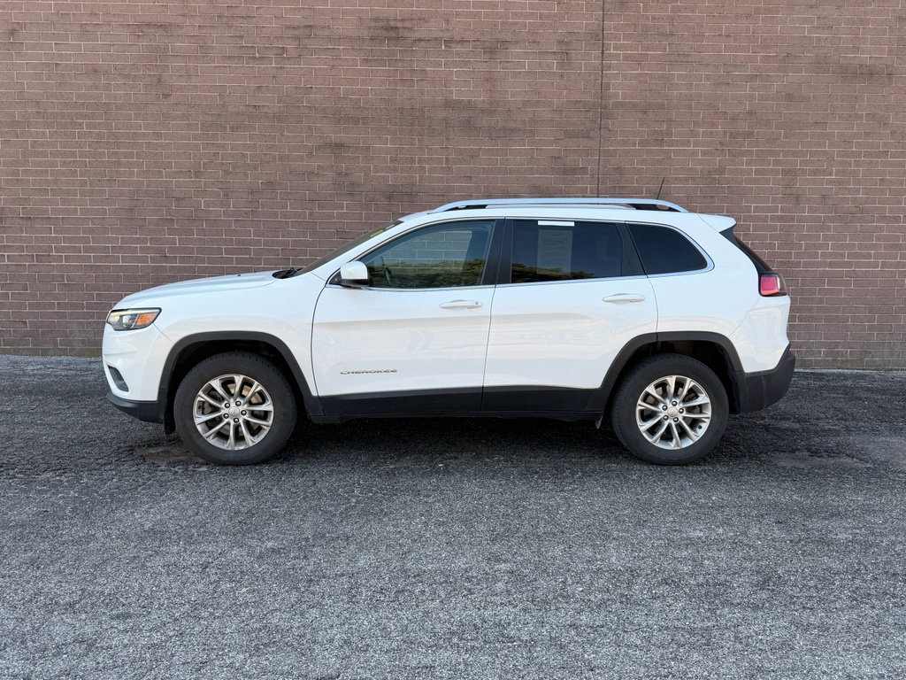 Used 2019 Jeep Cherokee Latitude w/ Cold Weather Group image 14