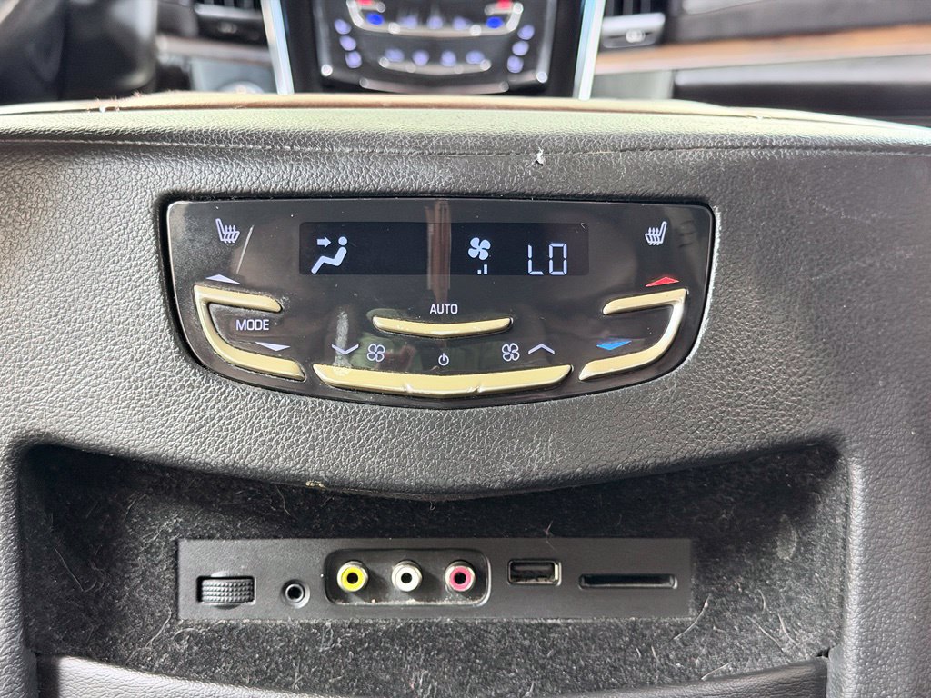 Used 2015 Cadillac Escalade ESV Premium AWD/4WD image 30