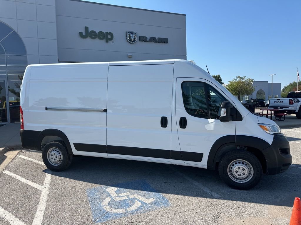 New 2026 RAM ProMaster 2500 w/ Convenience Group image 36