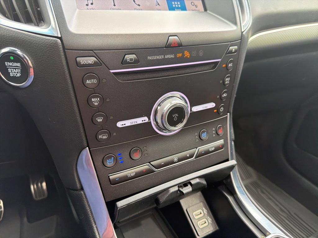 Used 2019 Ford Edge ST w/ Equipment Group 401A AWD/4WD image 32