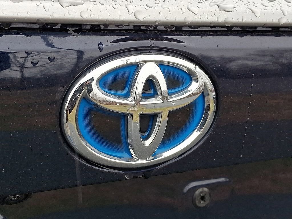 Used 2024 Toyota RAV4 Limited image 22