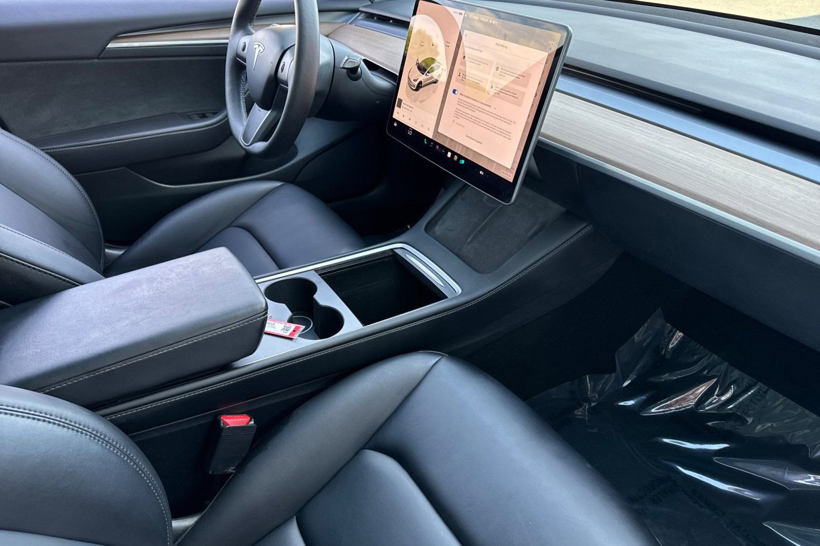 Used 2023 Tesla Model 3 Standard Range image 19