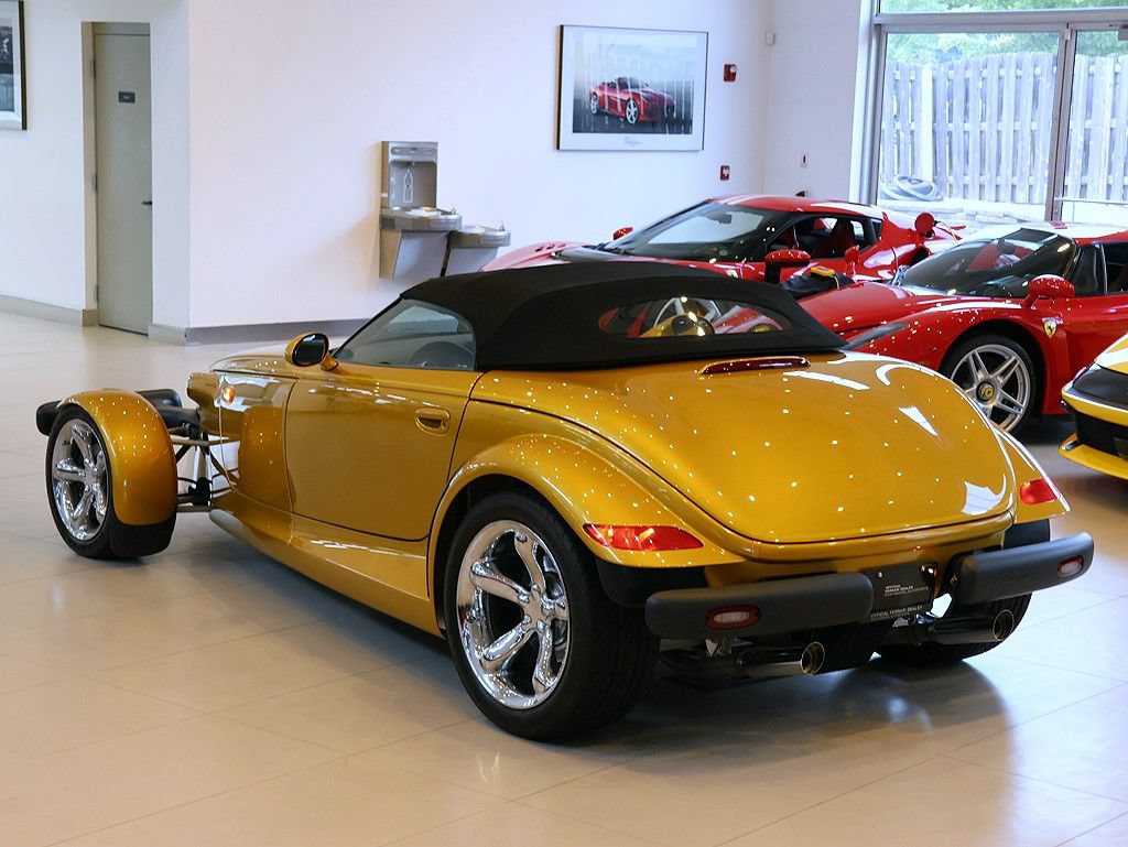 Used 2002 Chrysler Prowler RWD image 72
