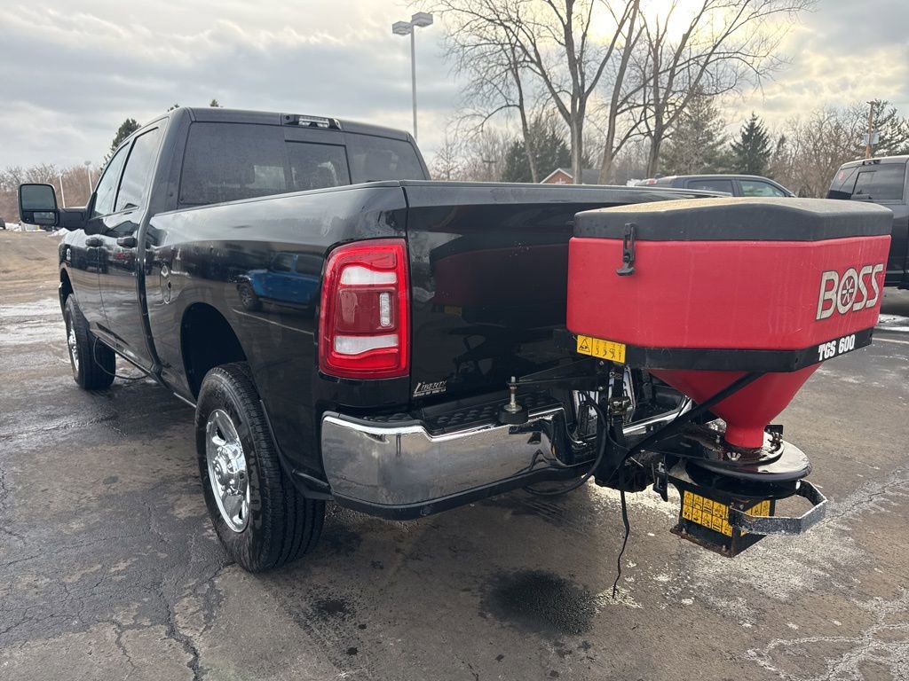 Used 2024 RAM 3500 Tradesman w/ Towing Technology Group image 5
