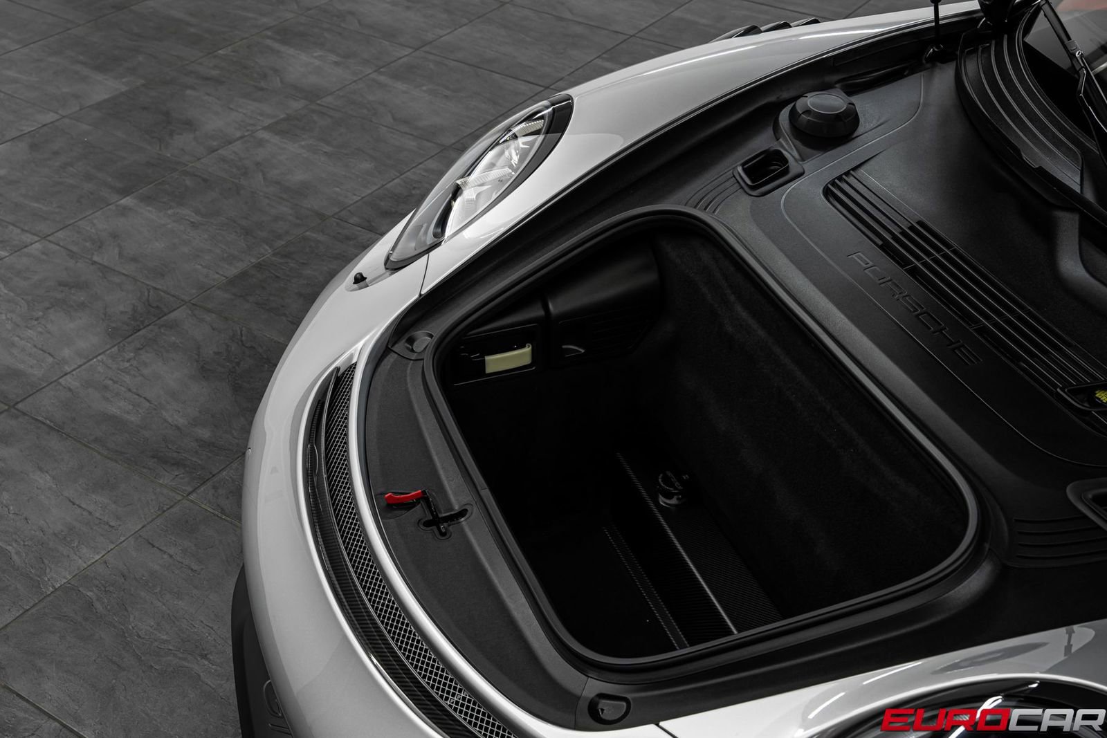 Used 2018 Porsche 911 GT2 RS image 10