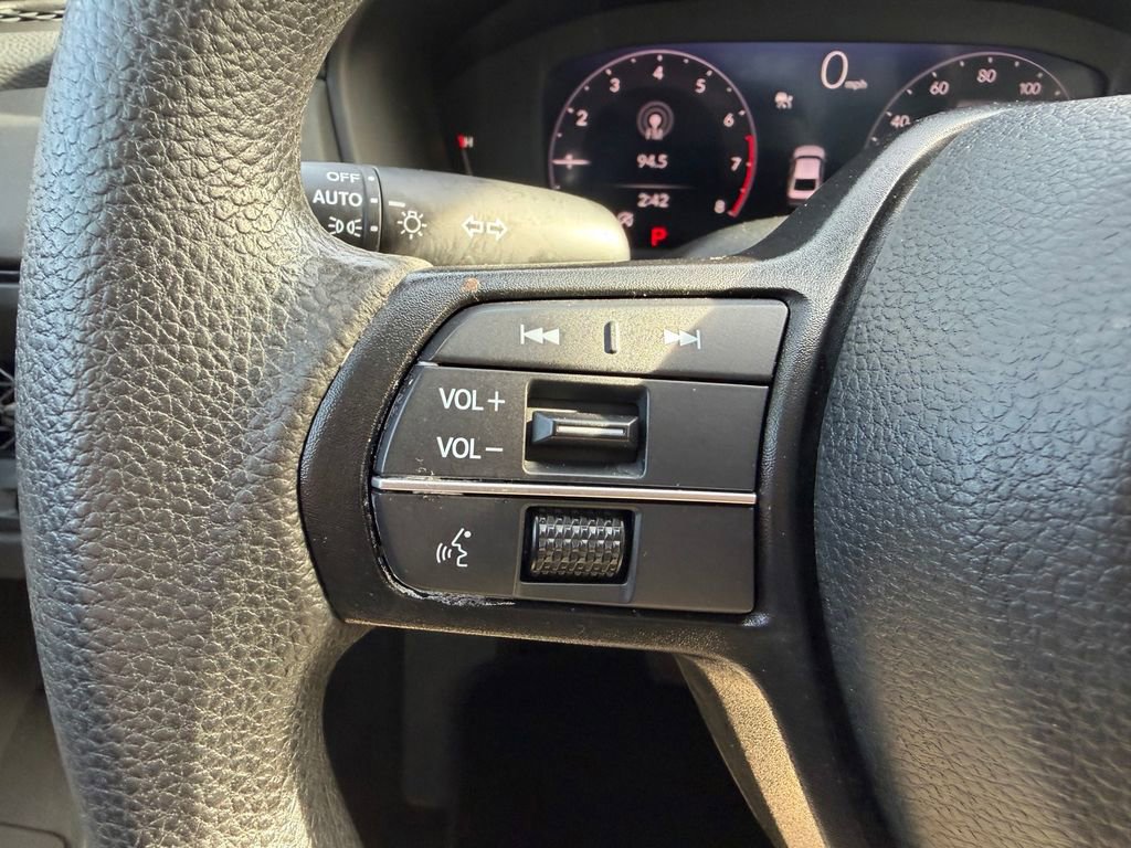 Used 2023 Honda Accord LX image 22