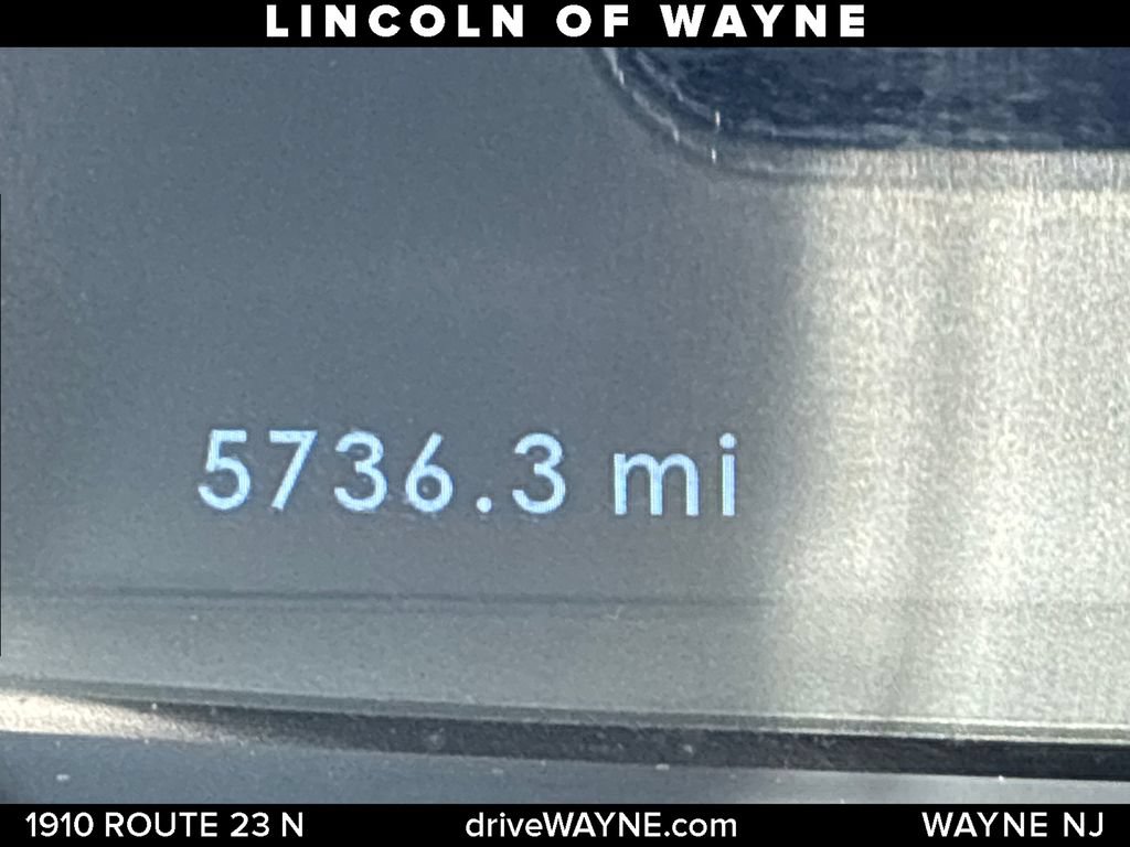 Certified 2024 Lincoln Corsair AWD w/ Equipment Group 101A image 17