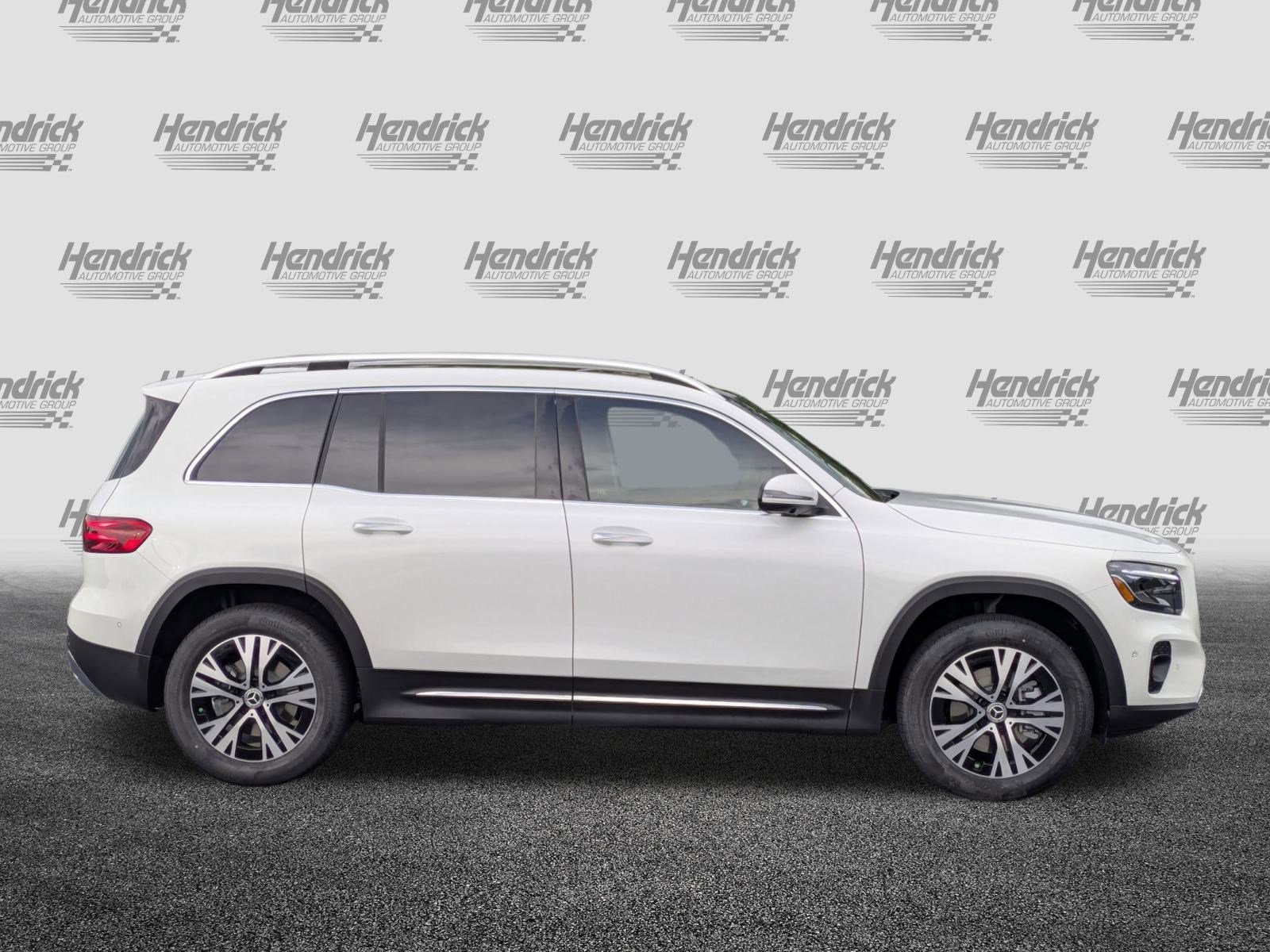 New 2025 Mercedes-Benz GLB 250 image 11