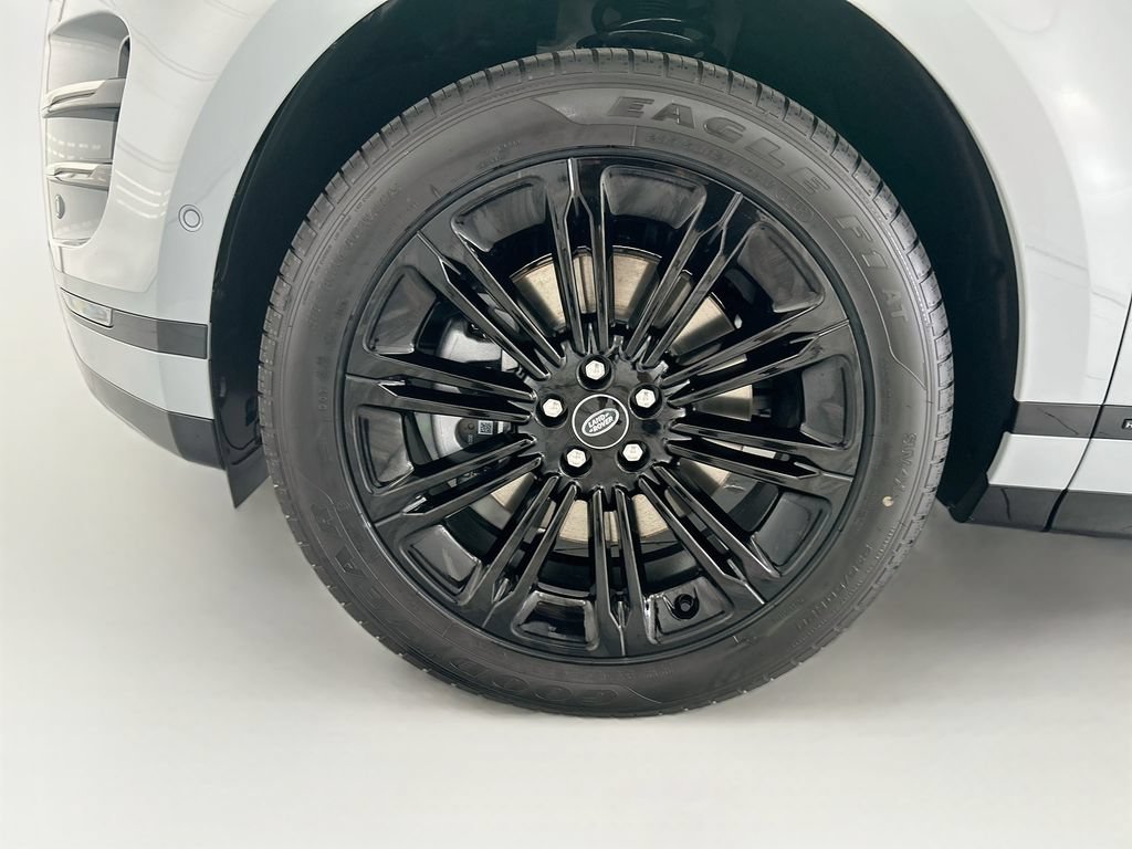 New 2026 Land Rover Range Rover Evoque Hoxton AWD/4WD image 29