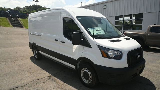 New 2026 Ford Transit 250 148 Medium Roof RWD image 4