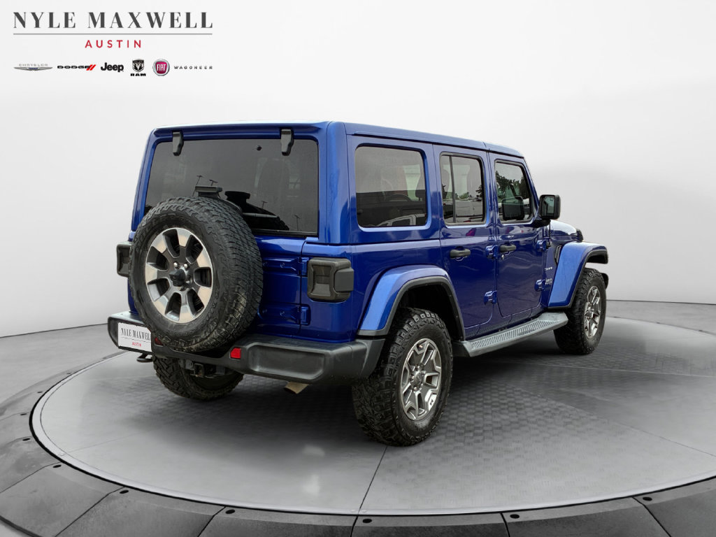Used 2018 Jeep Wrangler Unlimited Sahara AWD/4WD image 16