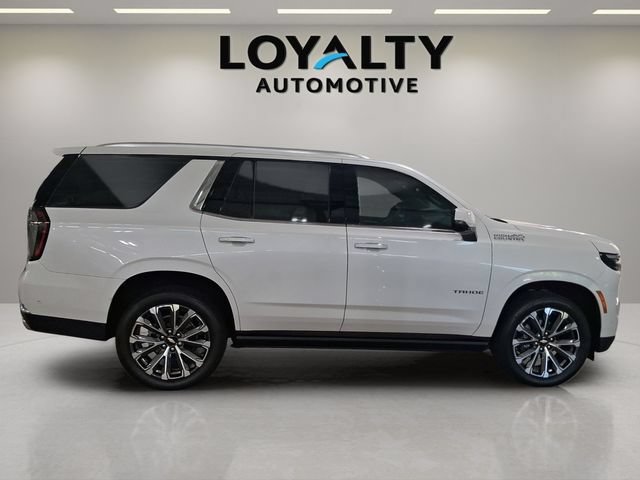 Used 2025 Chevrolet Tahoe High Country AWD/4WD image 6