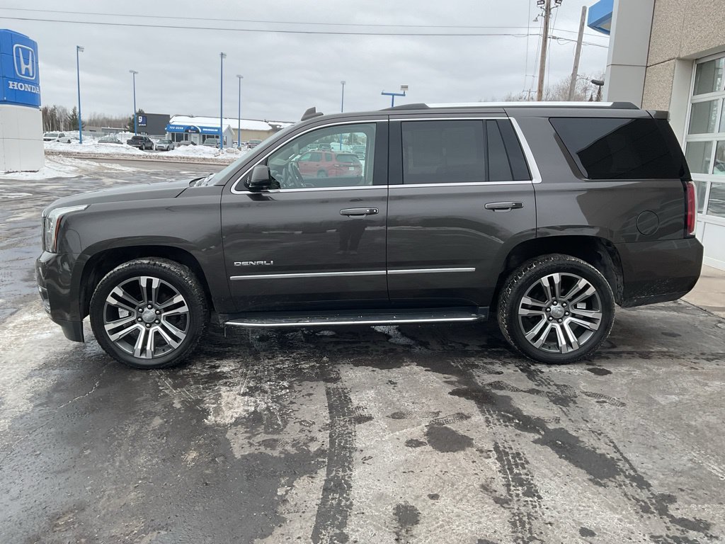 Used 2019 GMC Yukon Denali w/ Enhanced Security Package AWD/4WD image 8