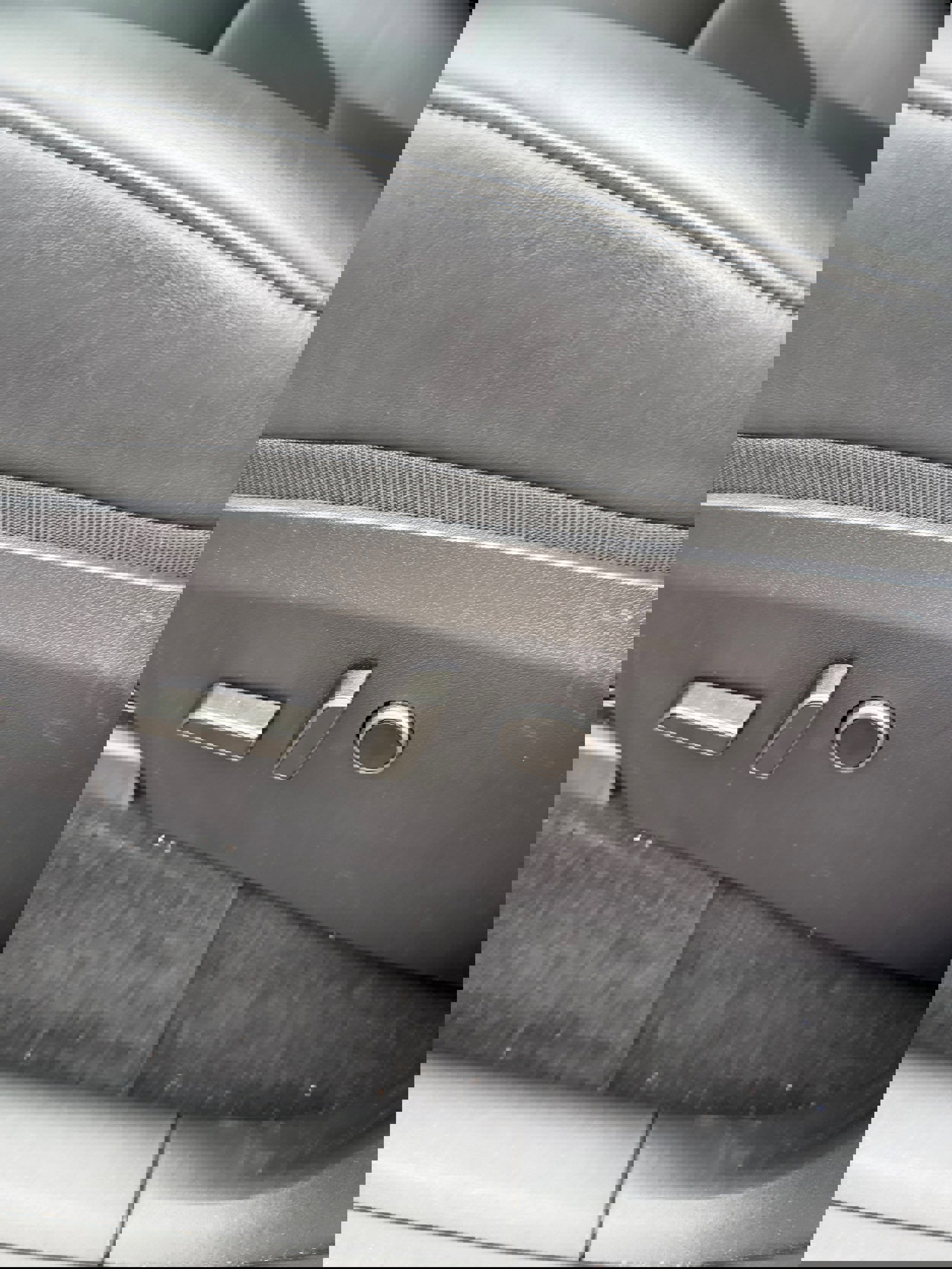 Used 2024 Tesla Model Y Performance image 14